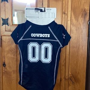 Dog Dallas Cowboys jersey!